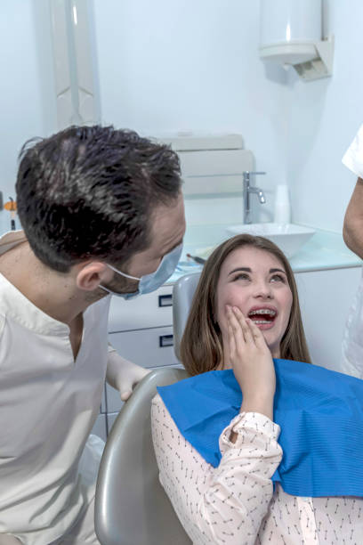 Best Emergency Cosmetic Dentistry (e.g., broken veneers) in Old Stine, CA